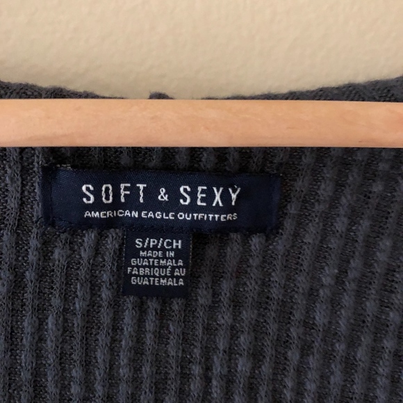 American Eagle Soft + Sexy Hooded Pullover - Picture 3 of 4